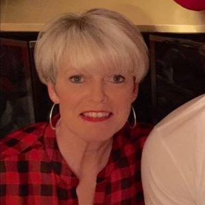 Meet your Posher, Caroline